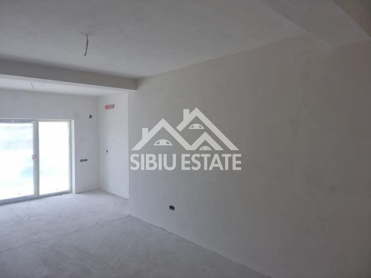 Apartament cu 2 camere decomandat în Țiglari — fotografia 3