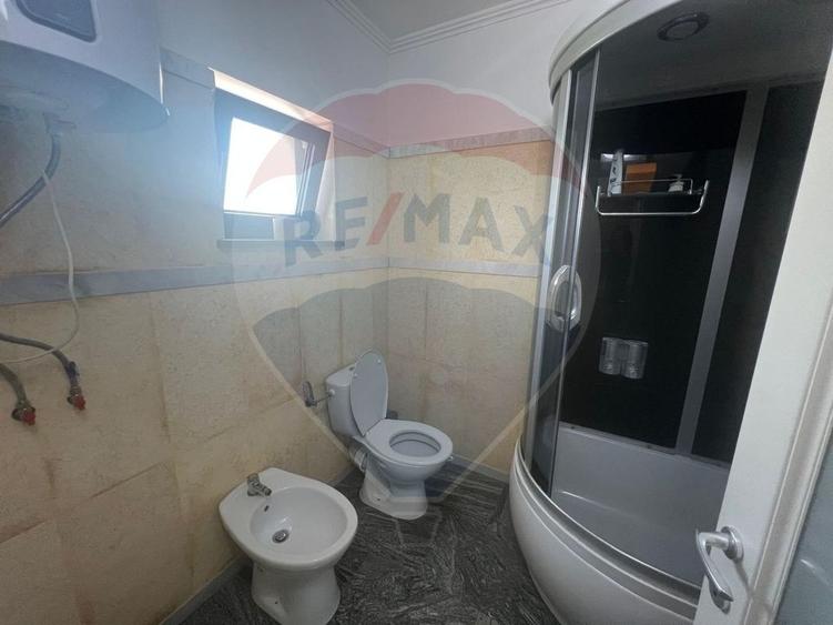 Spațiu industrial, de 740 mp, în Vânători