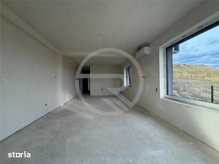 Casă cu 5 camere cu Teren 300 Mp în Central