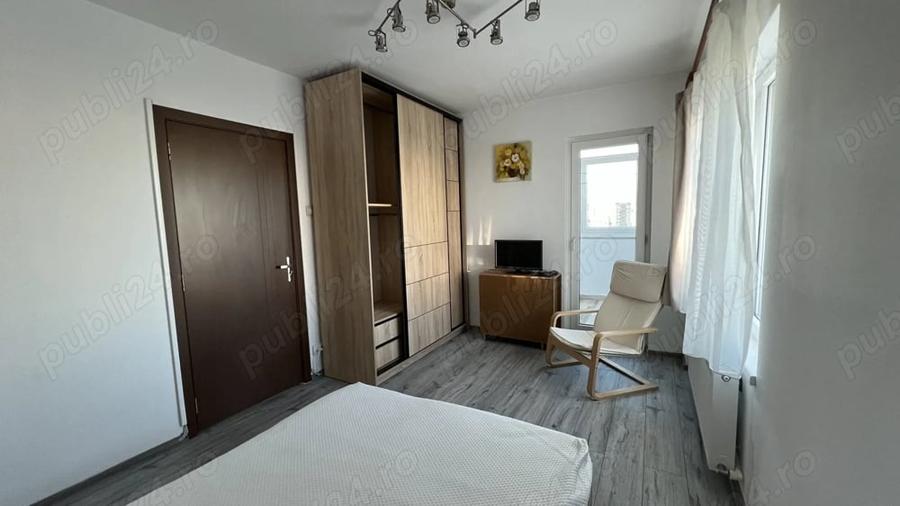 Apartament cu 3 camere semidecomandat în Lujerului