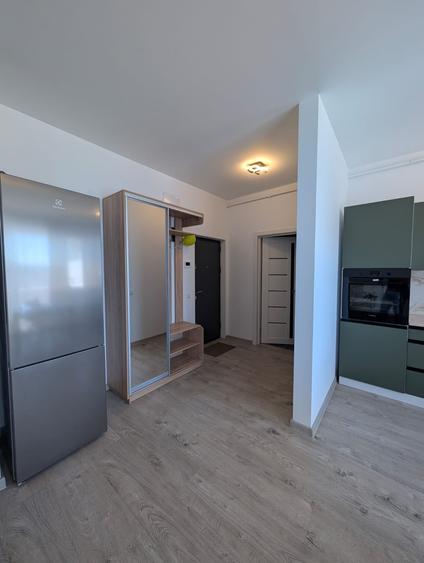 Apartament cu 2 camere semidecomandat în Florești