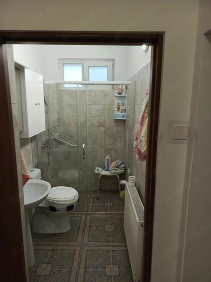 Casă cu 4 camere cu Teren 430 Mp în Central