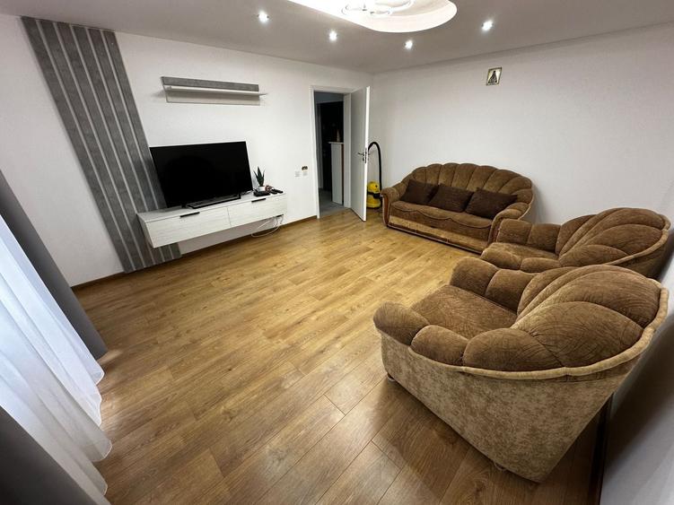 Apartament cu 2 camere decomandat în Sebastian