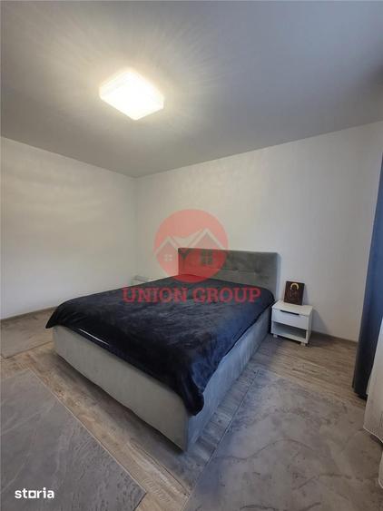 Casă cu 4 camere cu Teren 500 Mp în Castelu