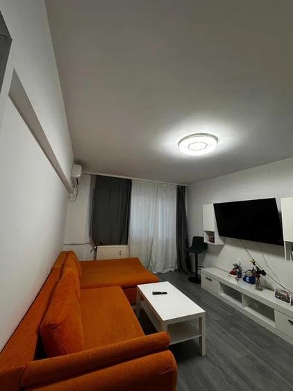 Apartament cu 3 camere decomandat, mobilat în Drumul Taberei