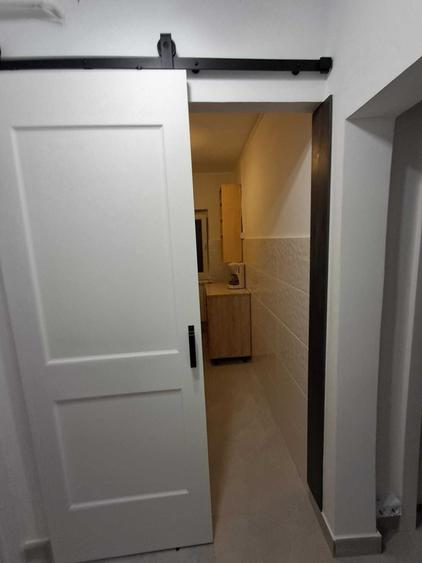 Apartament cu 2 camere decomandat în Hala Centrală