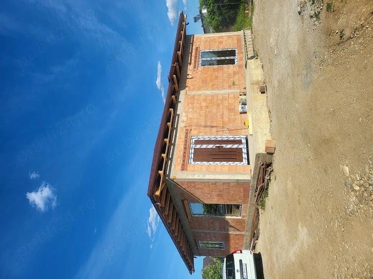 Casă cu 3 camere cu Teren 320 Mp în Trivale