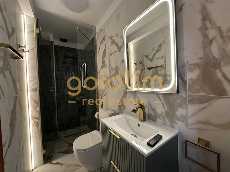 Duplex cu 5 camere cu Canalizare în Iancu Nicolae