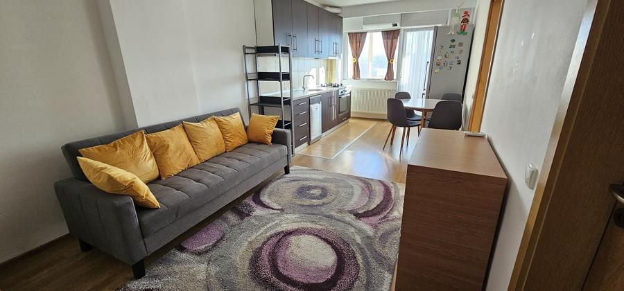 Apartament cu 2 camere semidecomandat în Central