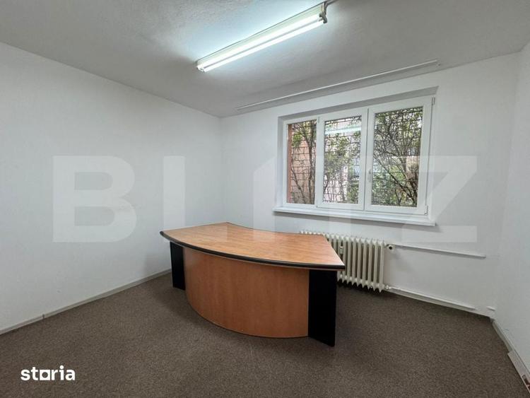 Spațiu comercial, de 50 mp, în Plopilor
