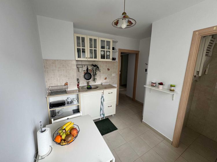 Apartament cu 2 camere decomandat în Dristor