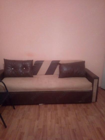 Apartament cu 3 camere decomandat în Vest