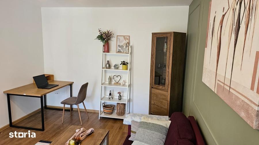 Apartament cu 2 camere decomandat în Tractorul