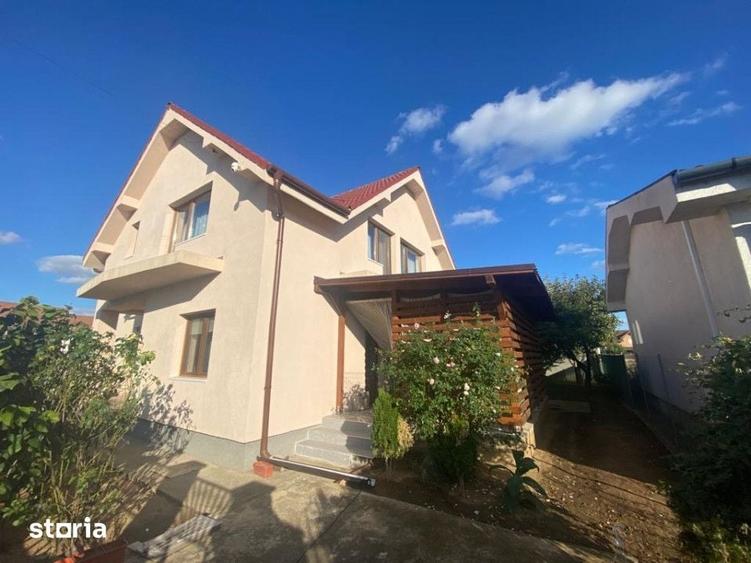 Casă cu 4 camere cu Teren 501 Mp în Sântandrei