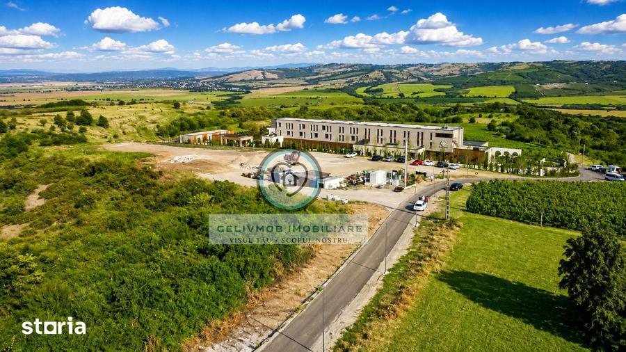 Teren de 1400 mp, în Bucov