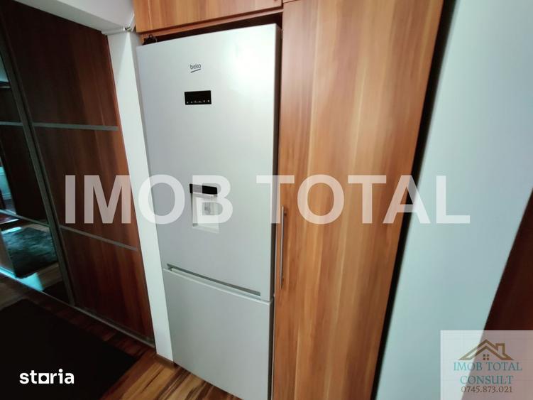 Apartament cu 3 camere, mobilat în Craiovei