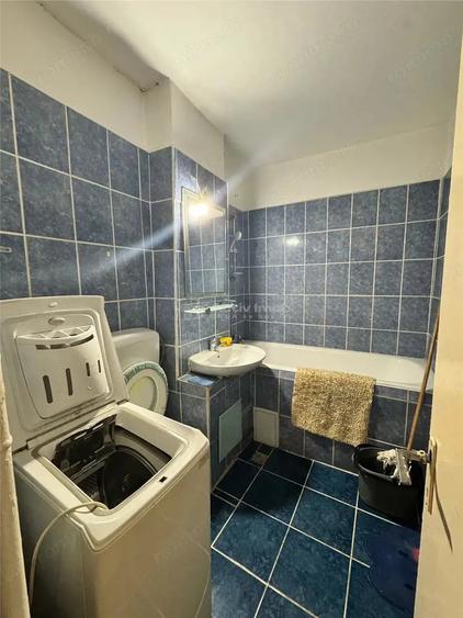 Apartament cu 2 camere decomandat în Liliacului