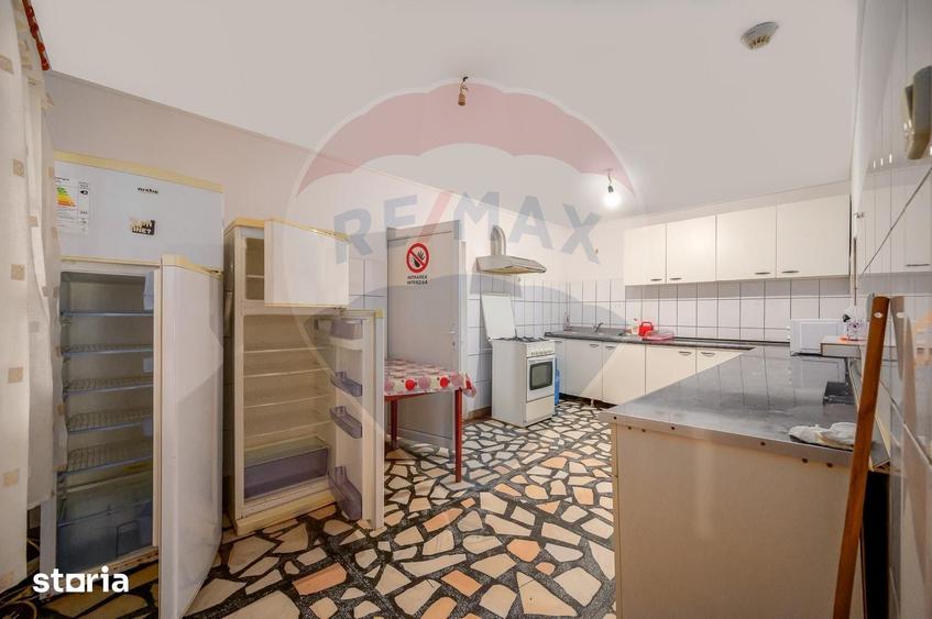 Spațiu comercial, de 600 mp, în Valea Doftanei