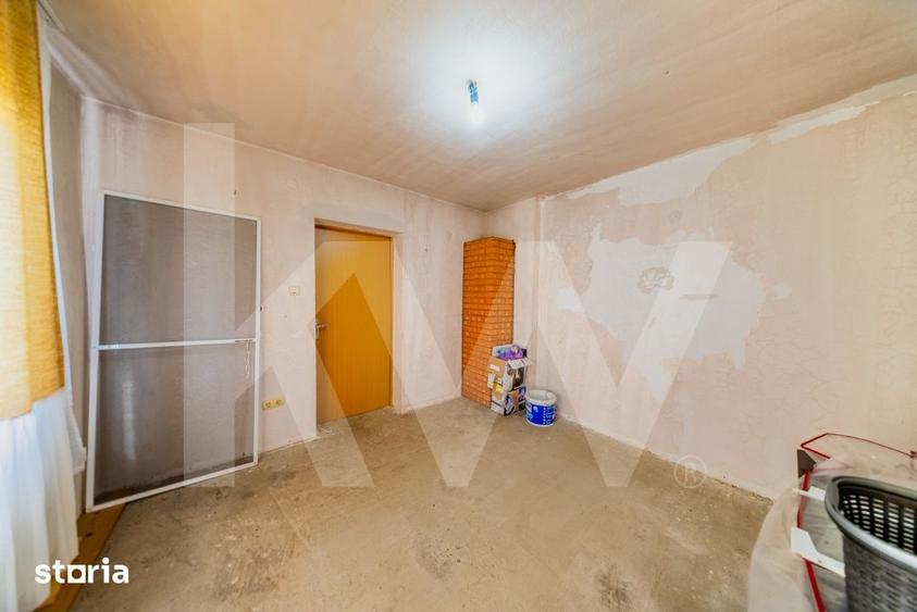 Casă cu 5 camere cu Teren 1200 Mp în Zăbrani
