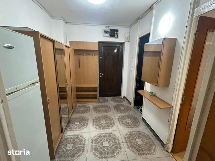 garsoniera lacul tei BARBU VACARESCU , metrou Stefan cel mare - 4