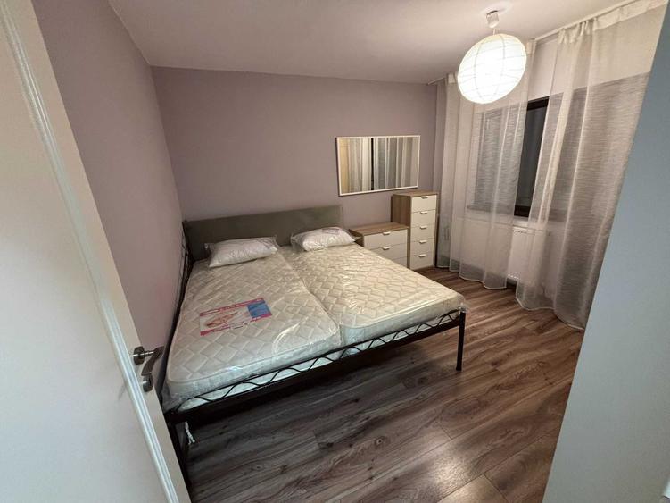 Apartament cu 2 camere decomandat în Lipovei
