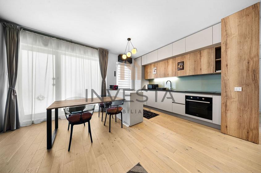 Apartament cu 2 camere semidecomandat, mobilat în Central