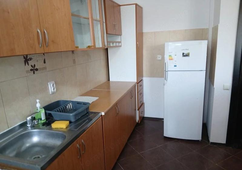 Apartament cu 2 camere semidecomandat în Hipodrom 3