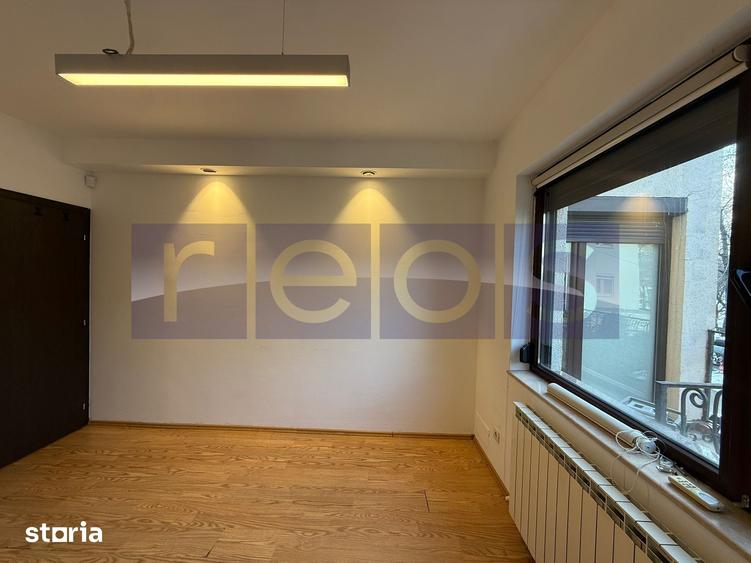 Casă cu 7 camere decomandat cu Teren 200 Mp în Floreasca