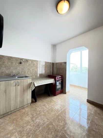 Apartament cu 2 camere decomandat în Lipovei
