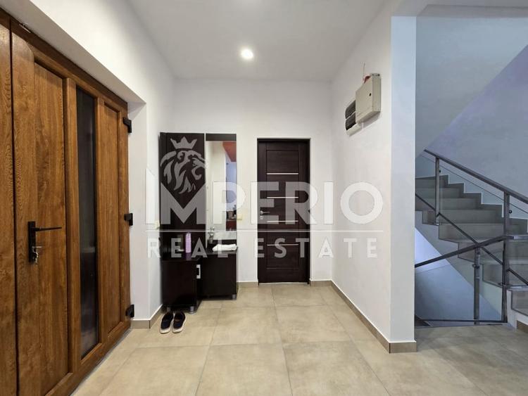Casă individuală cu 5 camere cu Canalizare în Iris