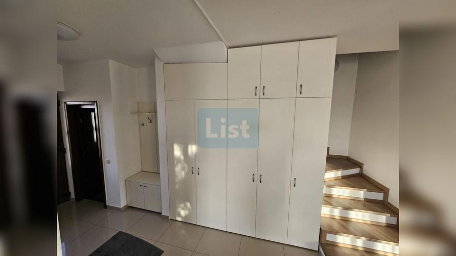 Casă cu 4 camere cu Teren 300 Mp în Zorilor