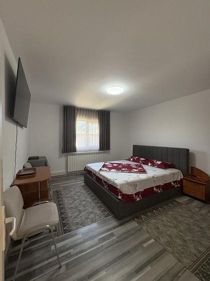 Casă cu 3 camere cu Teren 1000 Mp în Tuzla