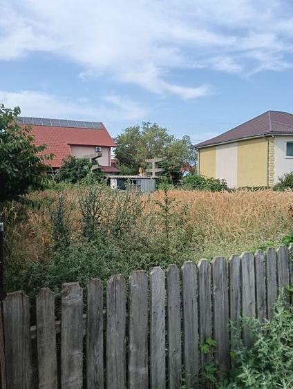 Casă cu 3 camere cu Teren 600 Mp în Central
