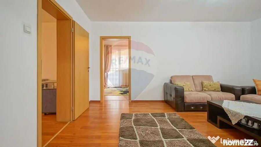Casă cu 2 camere cu Teren 1167 Mp în Tractorul