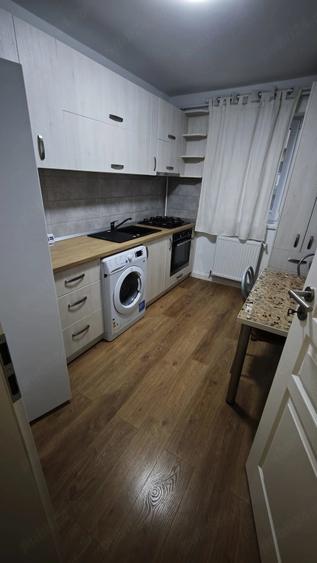 Apartament cu 3 camere decomandat în Burdujeni