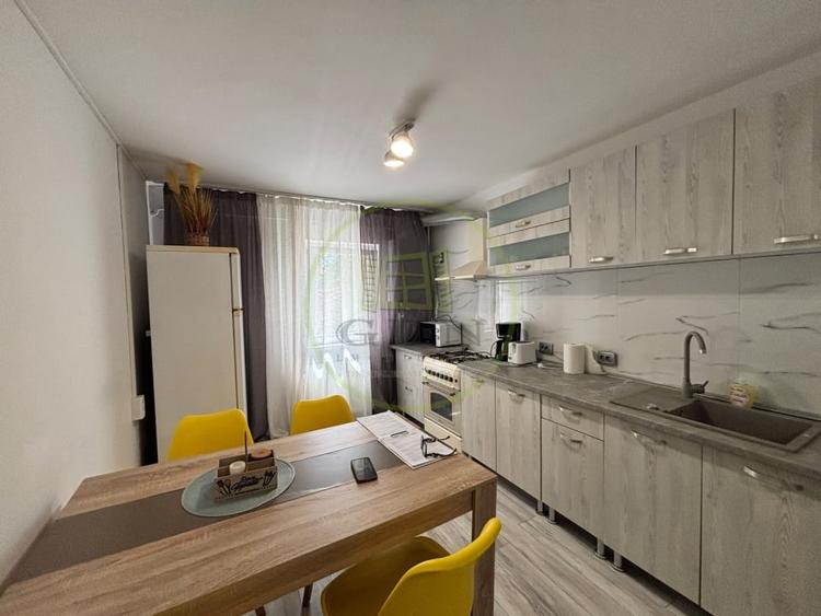 Apartament cu 3 camere decomandat, mobilat în 1 Mai