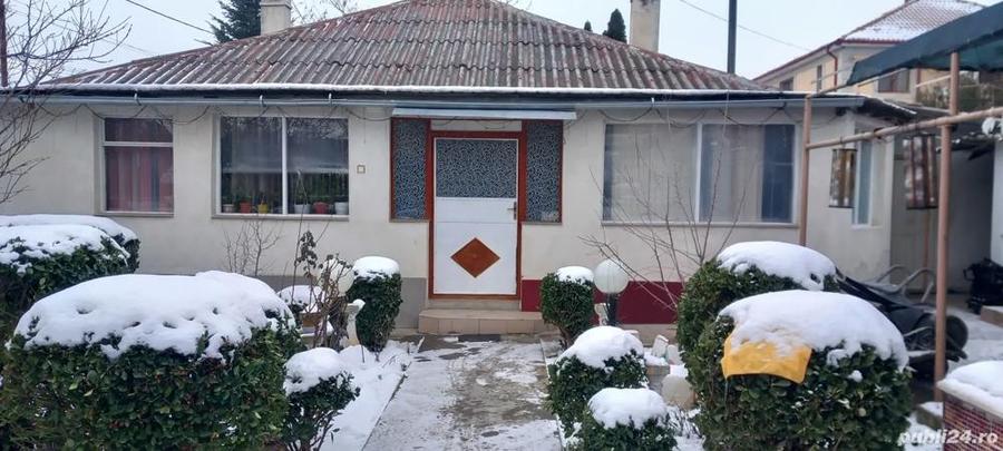 Casă cu 3 camere cu Teren 490 Mp în Valu lui Traian