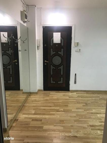 Apartament cu 4 camere decomandat în Zorilor