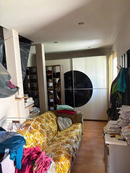 Casă cu 2 camere cu Teren 400 Mp în Central
