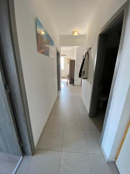 Apartament cu 3 camere în Militari