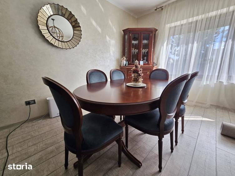 Casă cu 4 camere cu Teren 600 Mp în Central