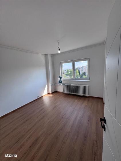 Apartament cu 2 camere semidecomandat în Tineretului