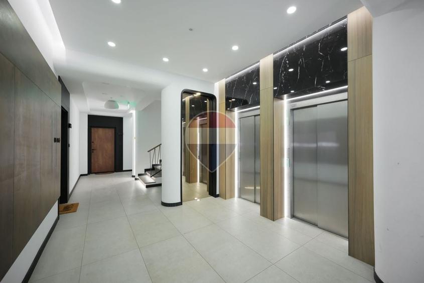 Apartament cu 2 camere semidecomandat, mobilat în Iosia-Nord
