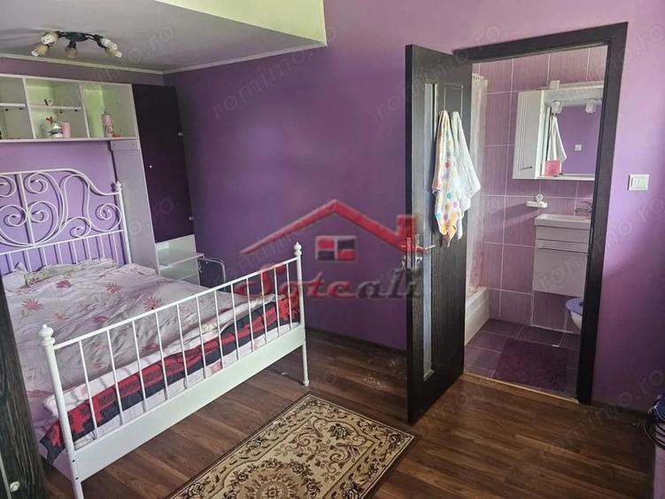 Casă cu Teren 1461 Mp în Cornu