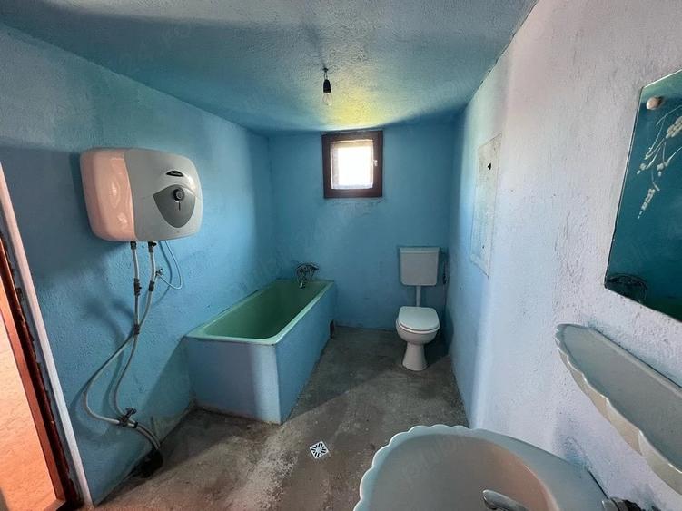 Casă cu 2 camere cu Teren 355 Mp în Micălaca