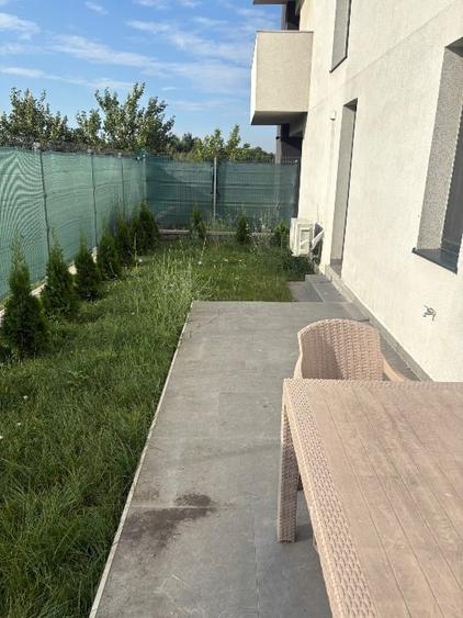 Apartament cu 2 camere decomandat, mobilat în Sisești