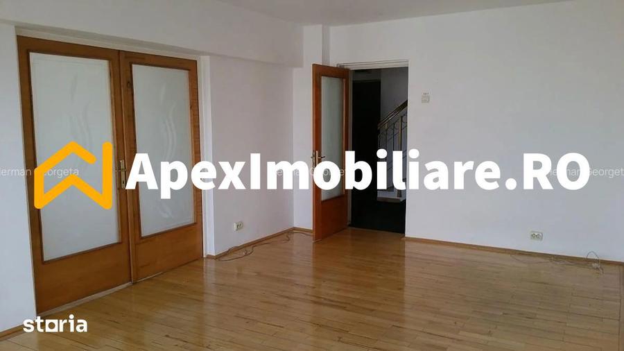 Spațiu comercial, de 140 mp, în Centrul Civic
