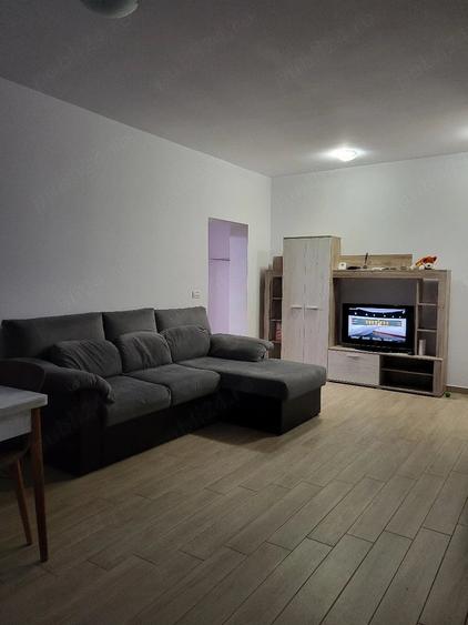 Apartament cu 2 camere decomandat în Ghiroda