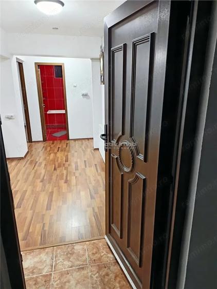 Garsonieră semidecomandată în Central