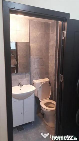 Garsonieră decomandată în Lipovei